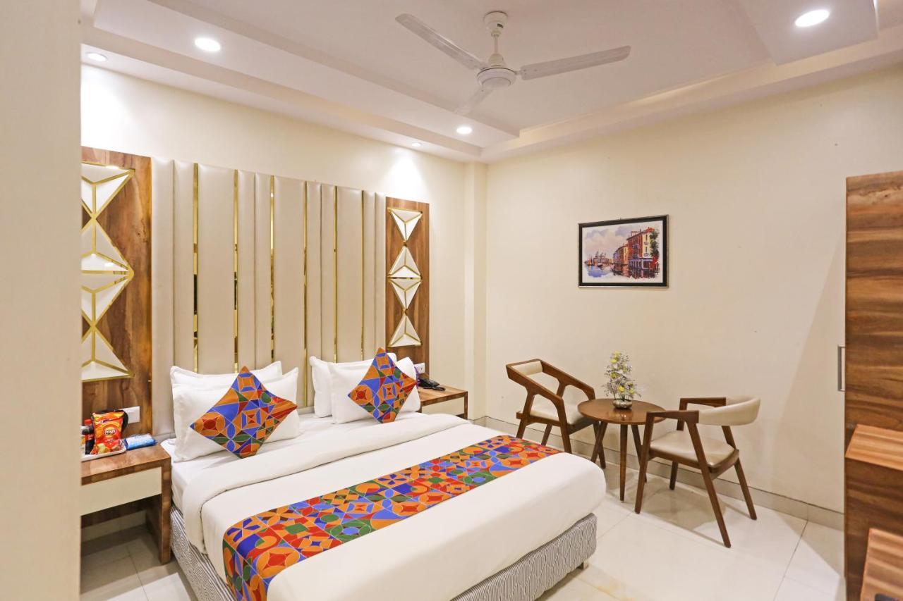 Frank Stay-Newly Built Worth -2Mins Walk From Rk Ashram Metro Satation นิวเดลี ภายนอก รูปภาพ